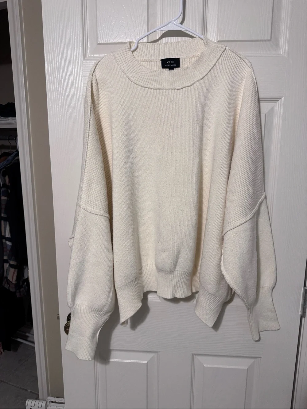 Vici Cozy Cream oversized Pullover Sweater